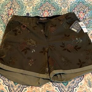 Democracy “Ab”leisure Rolled Cuff Cotton Short THYME FLORAL 7846000